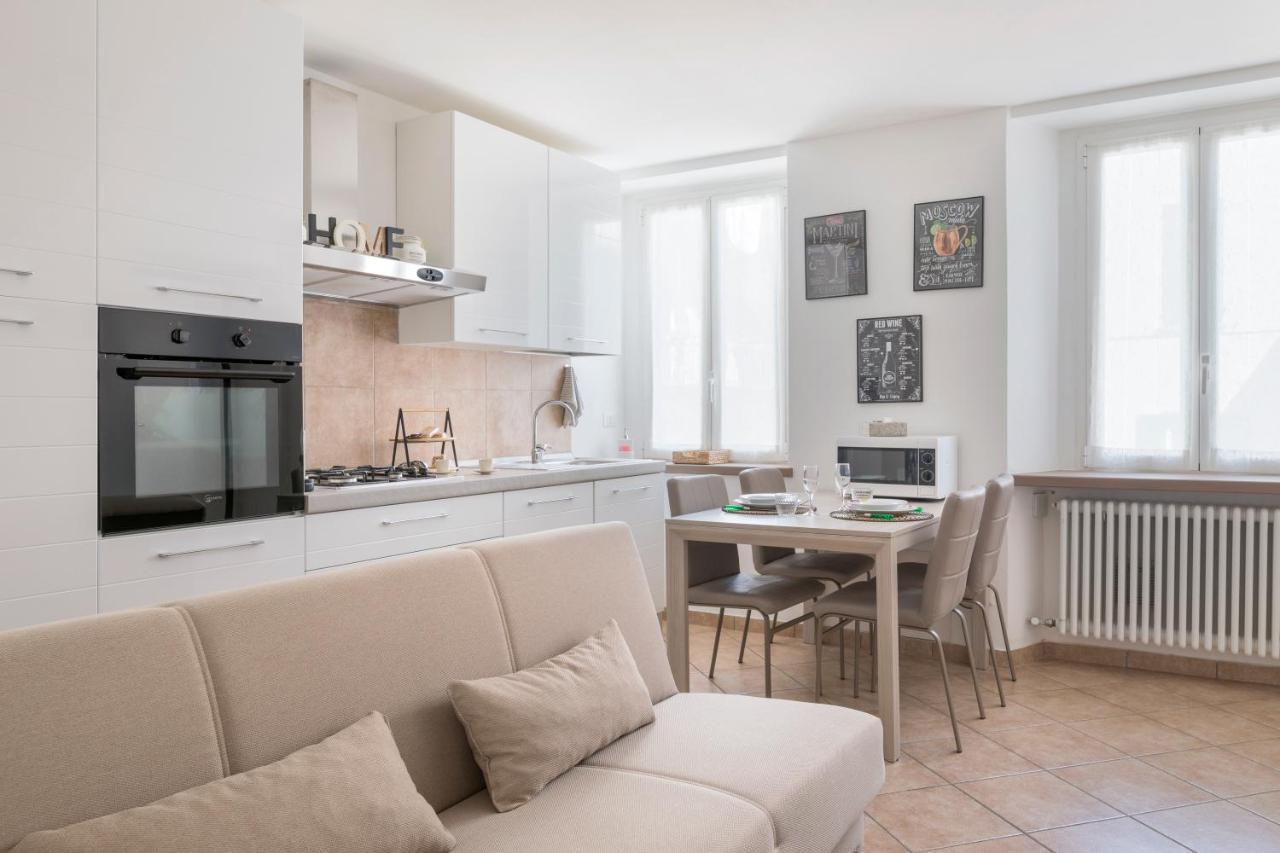 Aura Apartment - Como City Centre Экстерьер фото